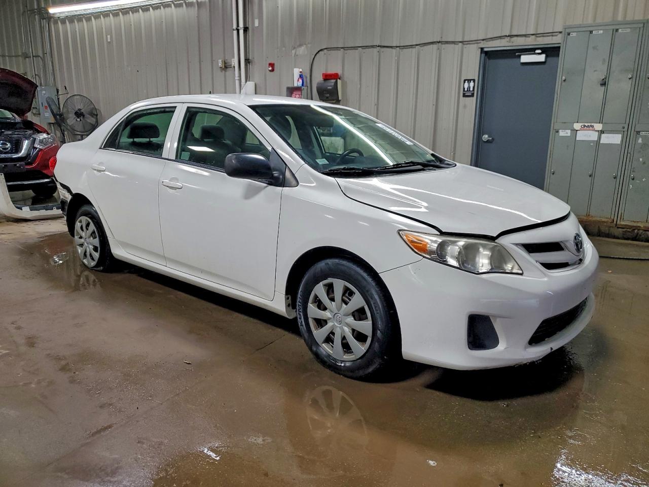 2011 TOYOTA COROLLA BASE photo 4