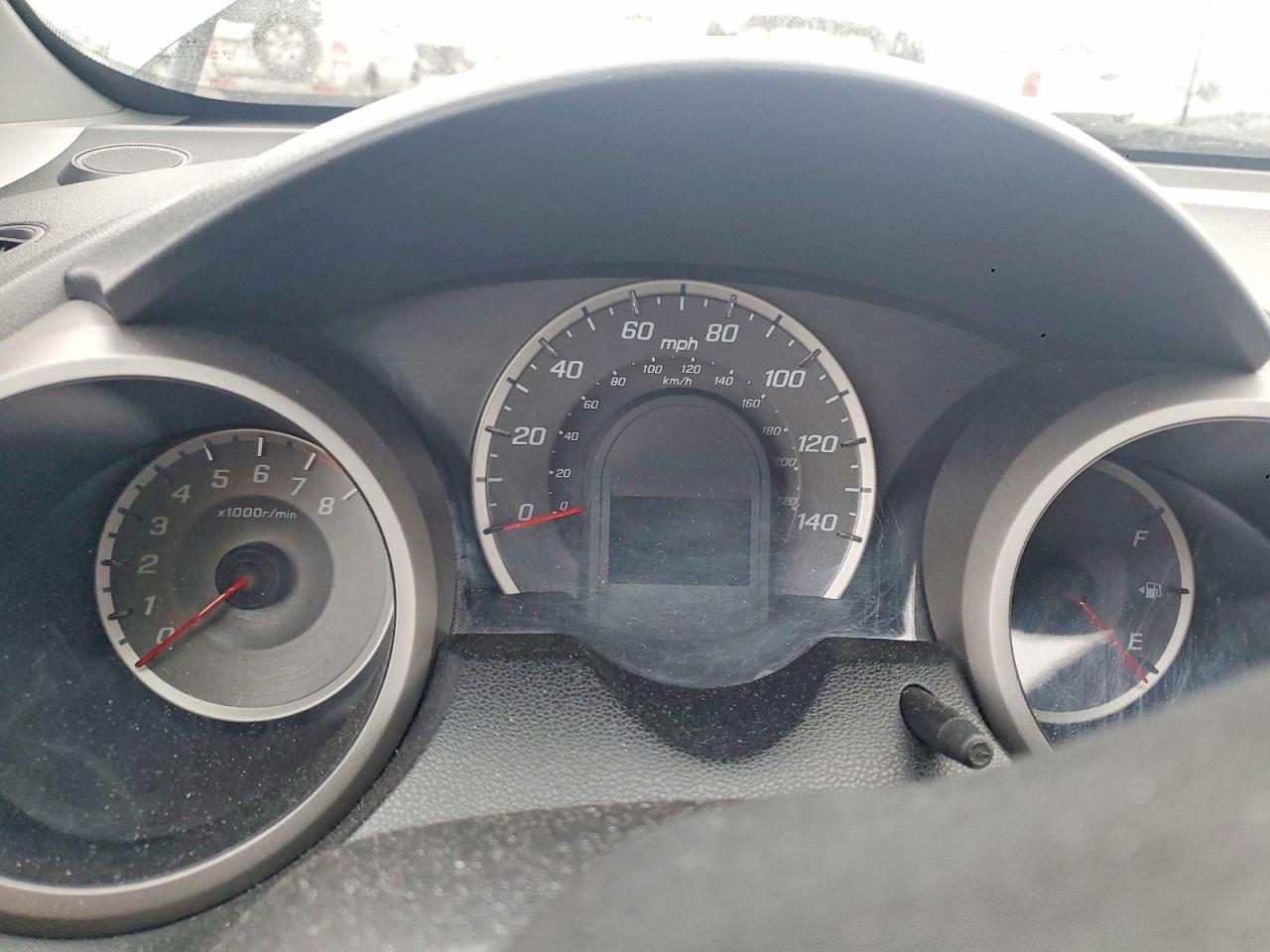 2011 HONDA FIT photo 9