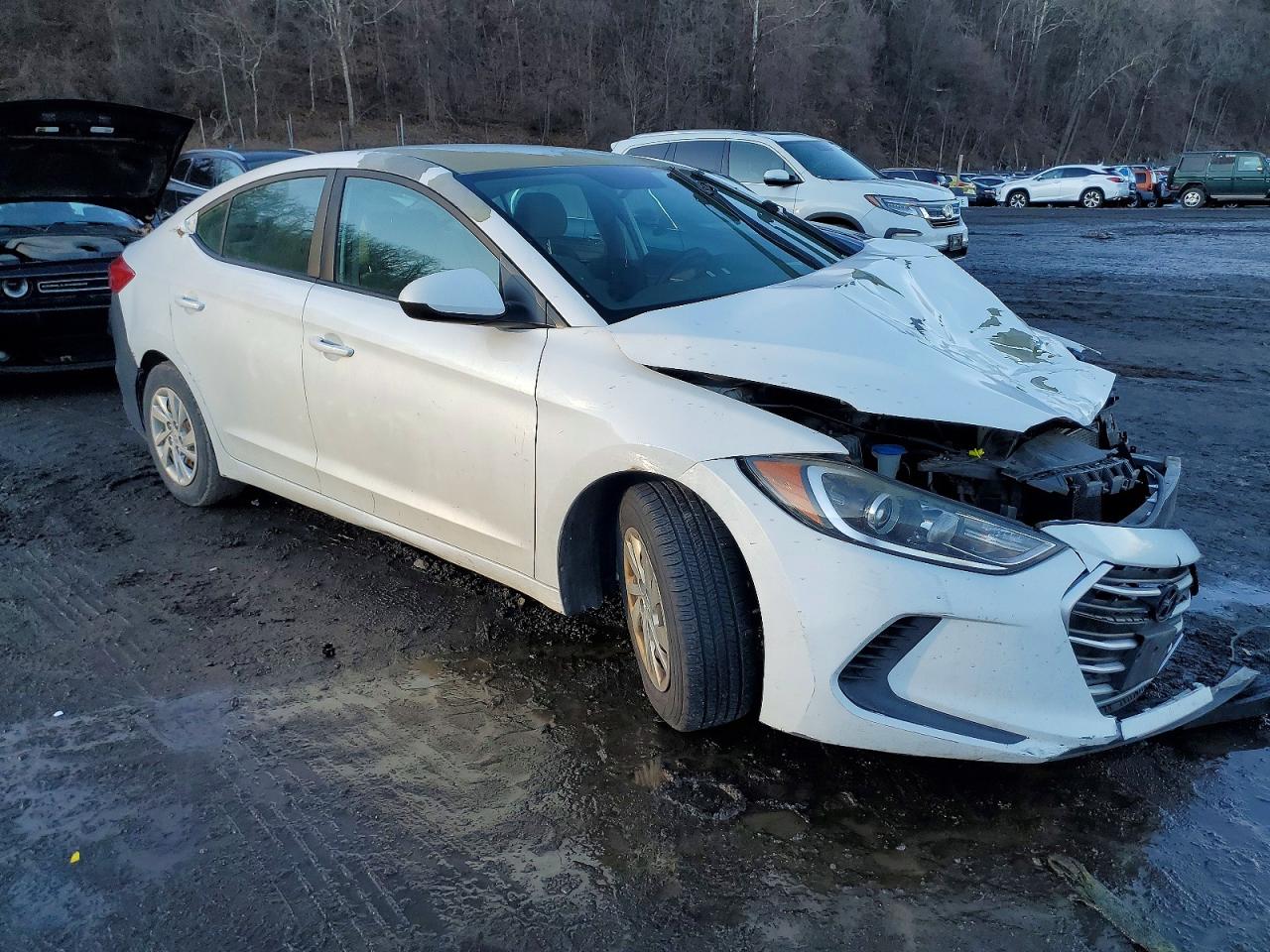 2017 HYUNDAI ELANTRA SE photo 4