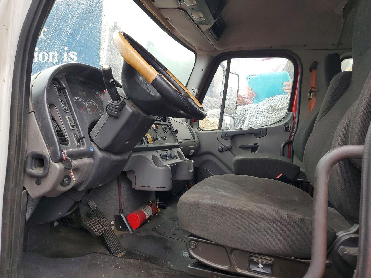2014 FREIGHTLINER BUSINESS CLASS M2 BOX TRUCK photo 7
