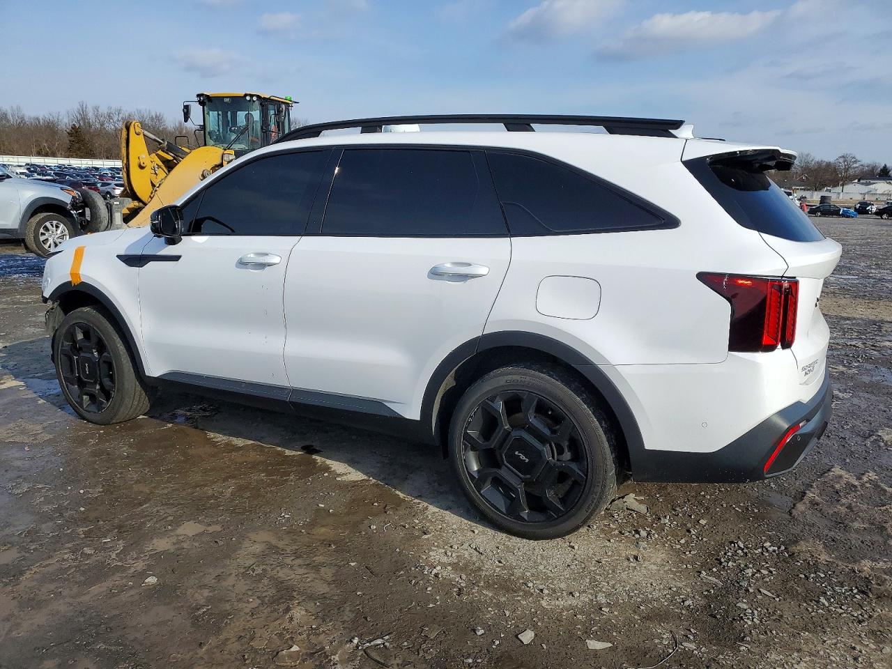 2024 KIA SORENTO SX photo 2