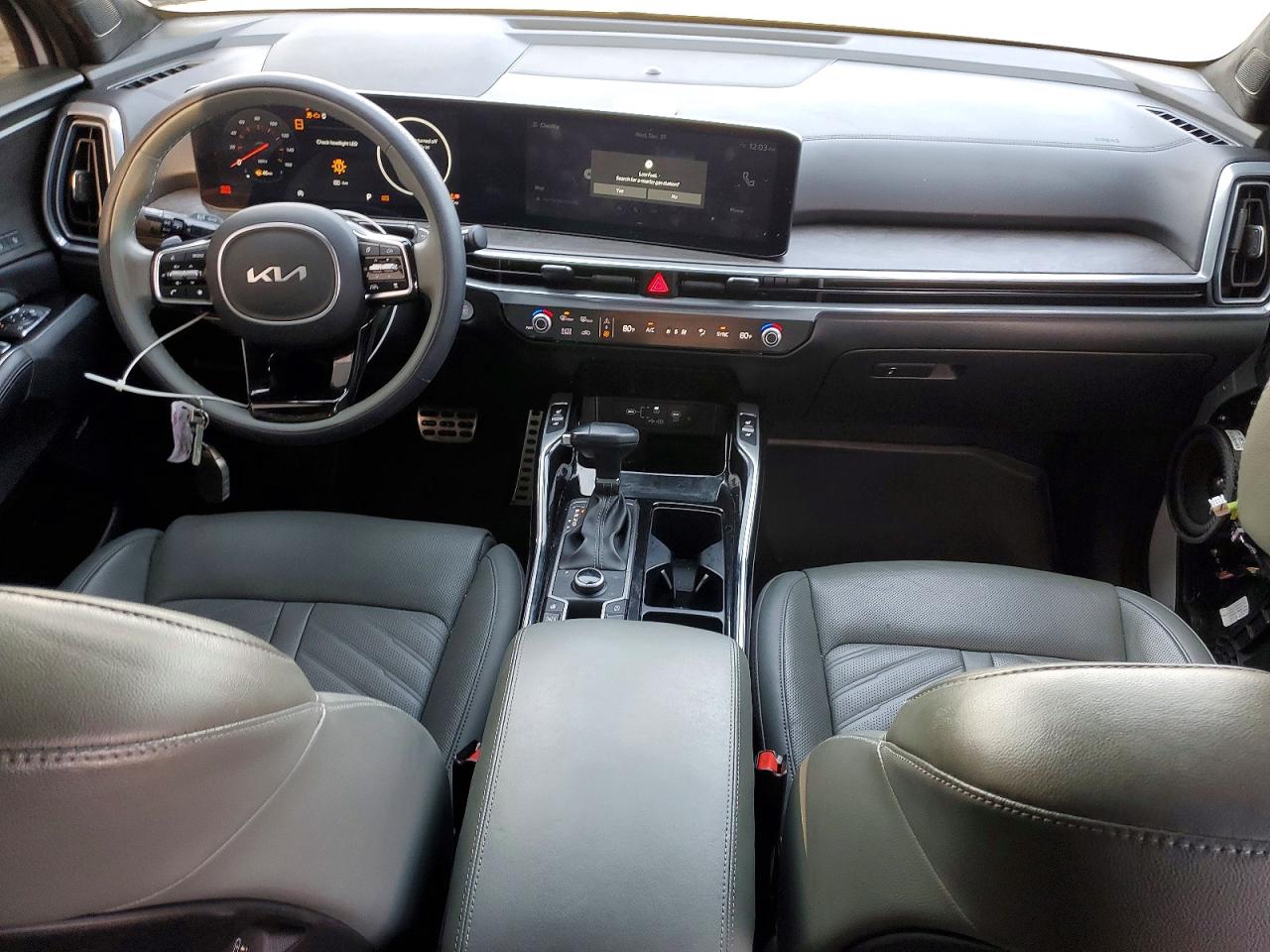 2024 KIA SORENTO SX photo 8