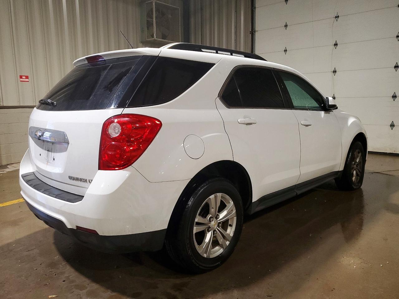 2014 CHEVROLET EQUINOX LT photo 3