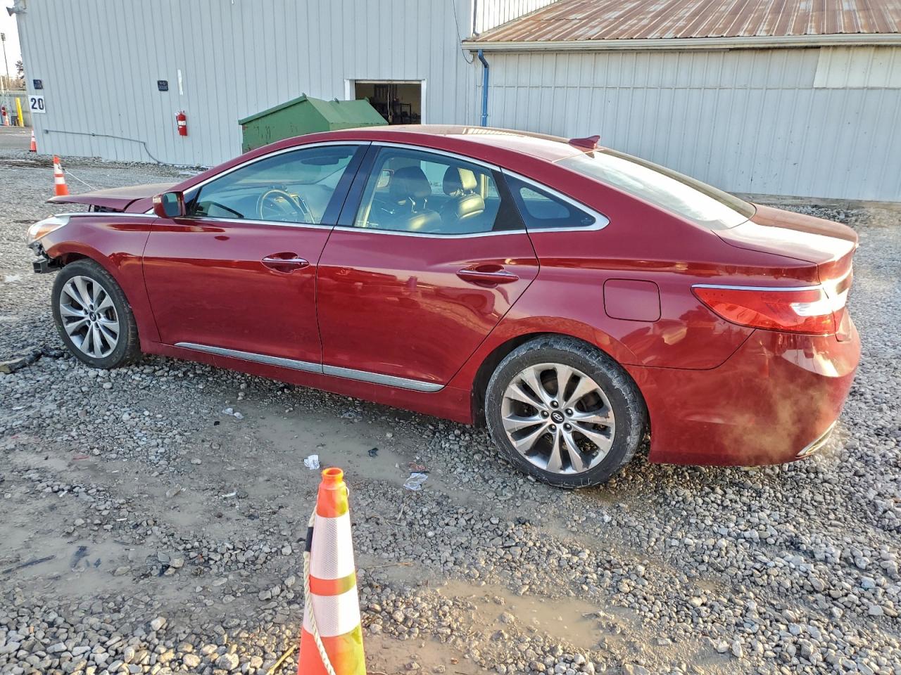 2013 HYUNDAI AZERA photo 3