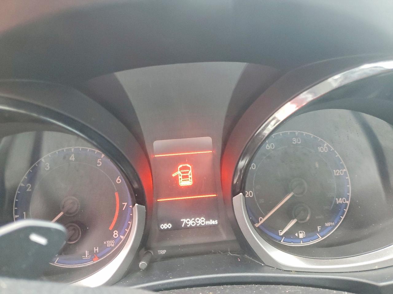 2015 TOYOTA COROLLA L photo 9