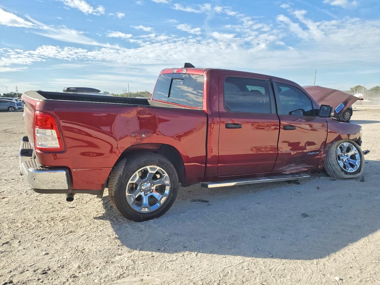 2023 RAM 1500 BIG HORN/LONE STAR photo 3