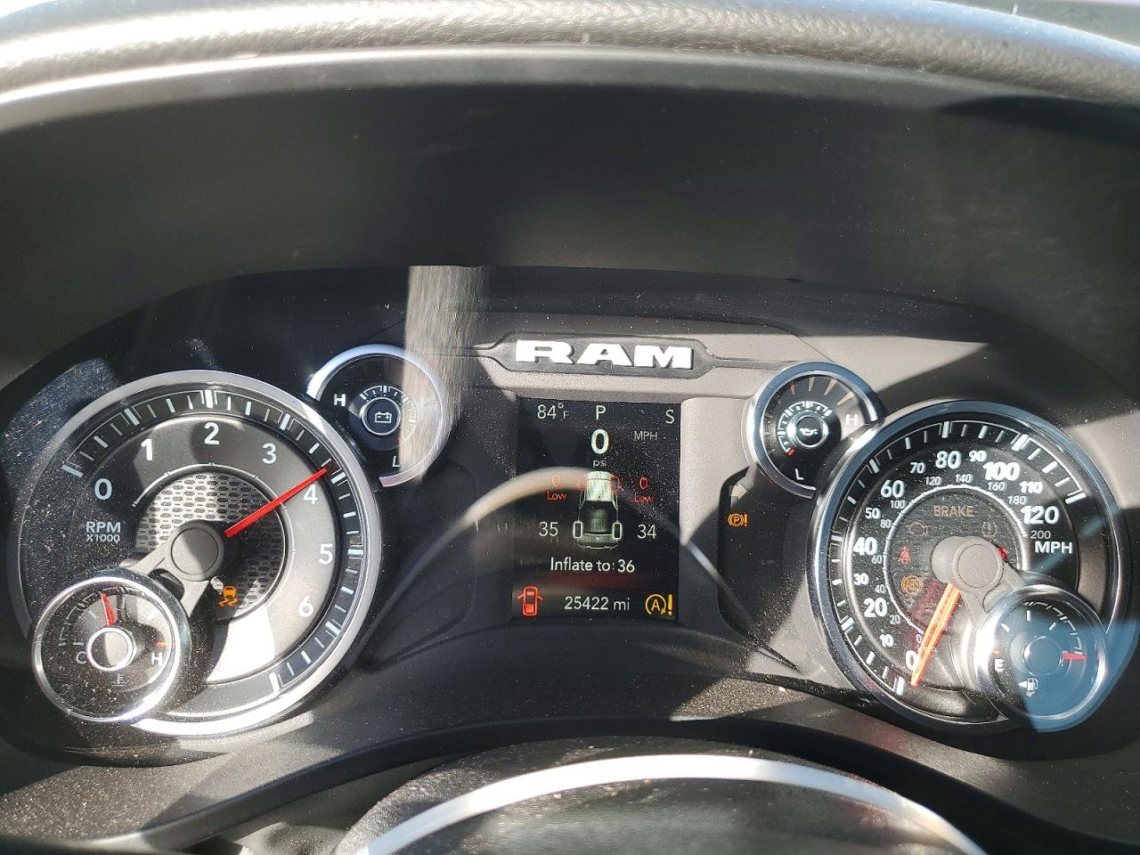 2023 RAM 1500 BIG HORN/LONE STAR photo 9