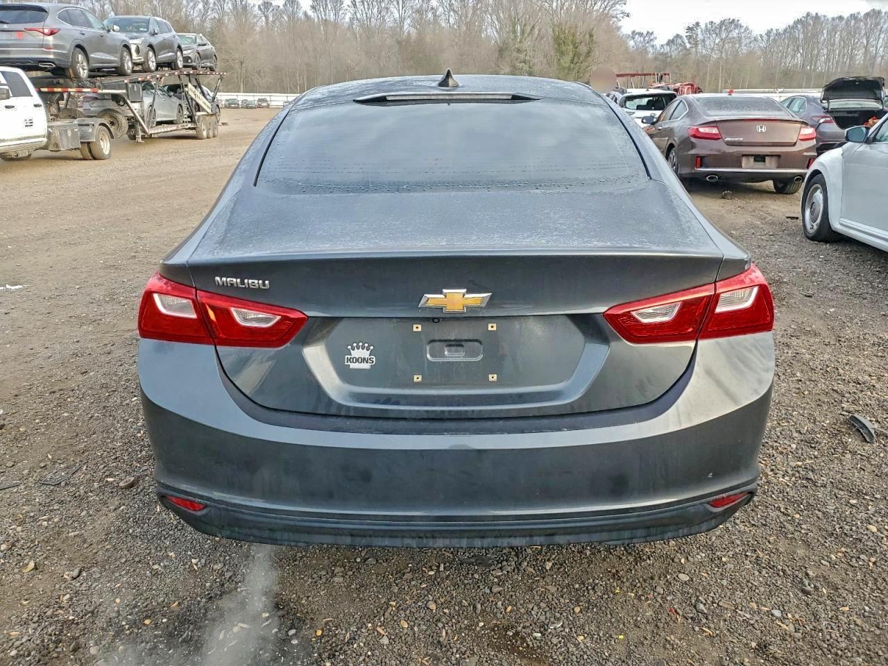2018 CHEVROLET MALIBU LS photo 6