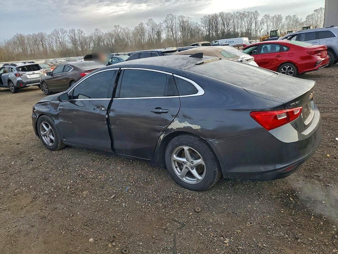 2018 CHEVROLET MALIBU LS photo 2