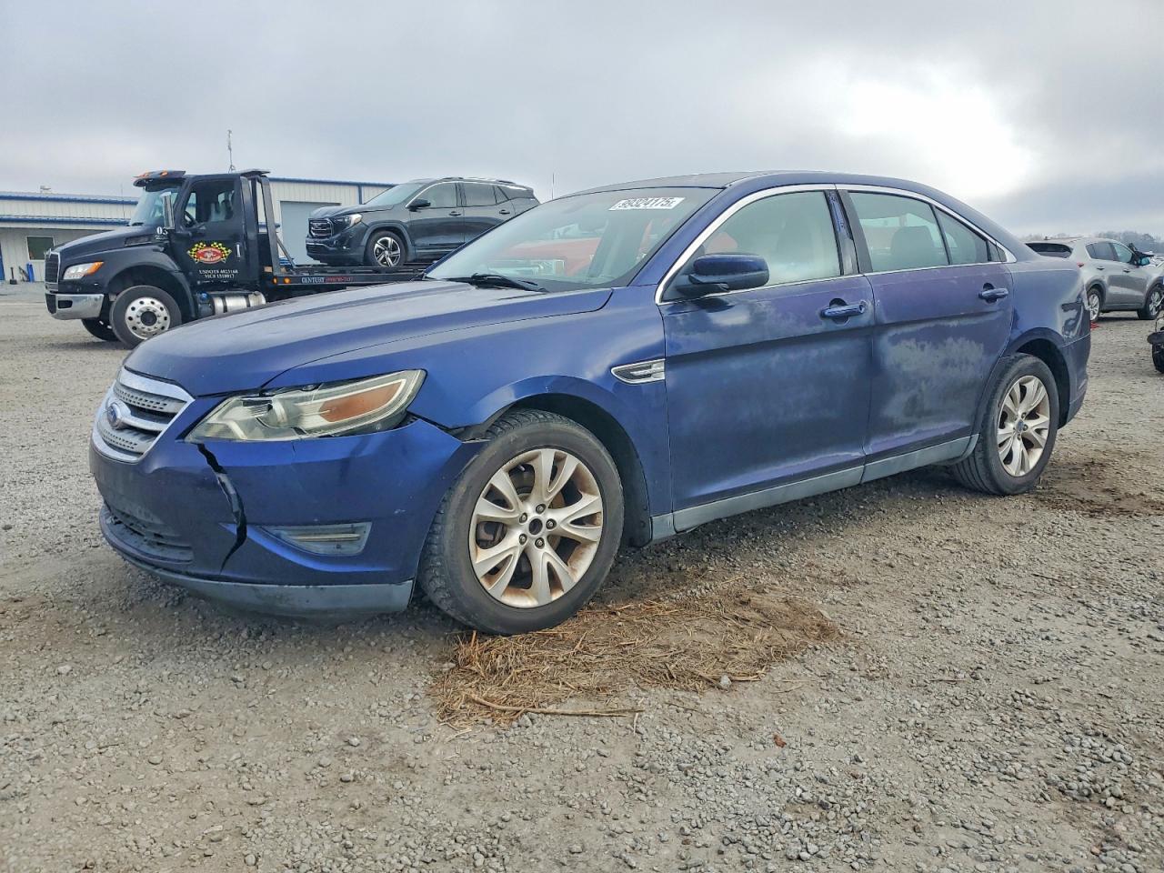2011 FORD TAURUS