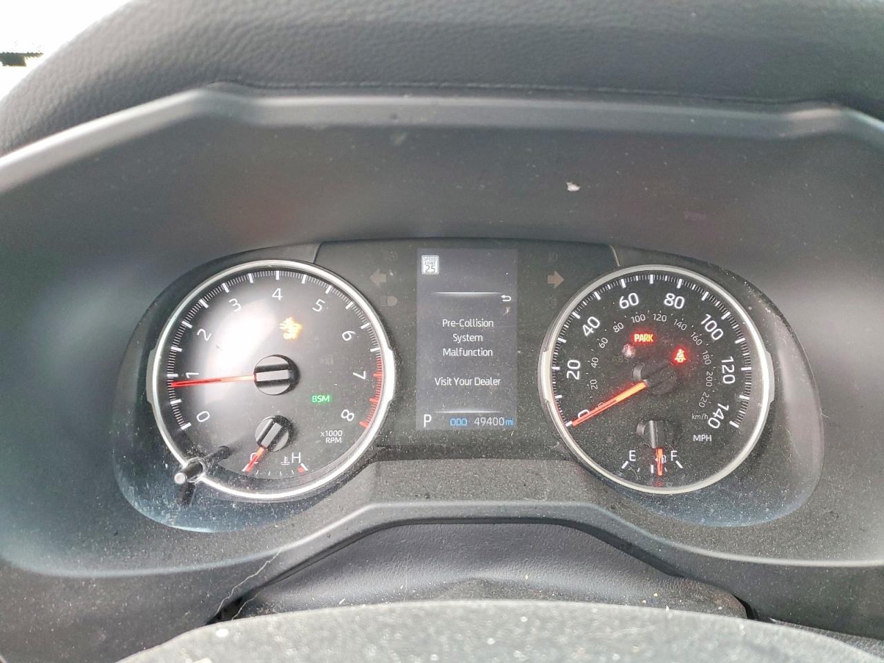 2022 TOYOTA RAV4 XLE photo 9