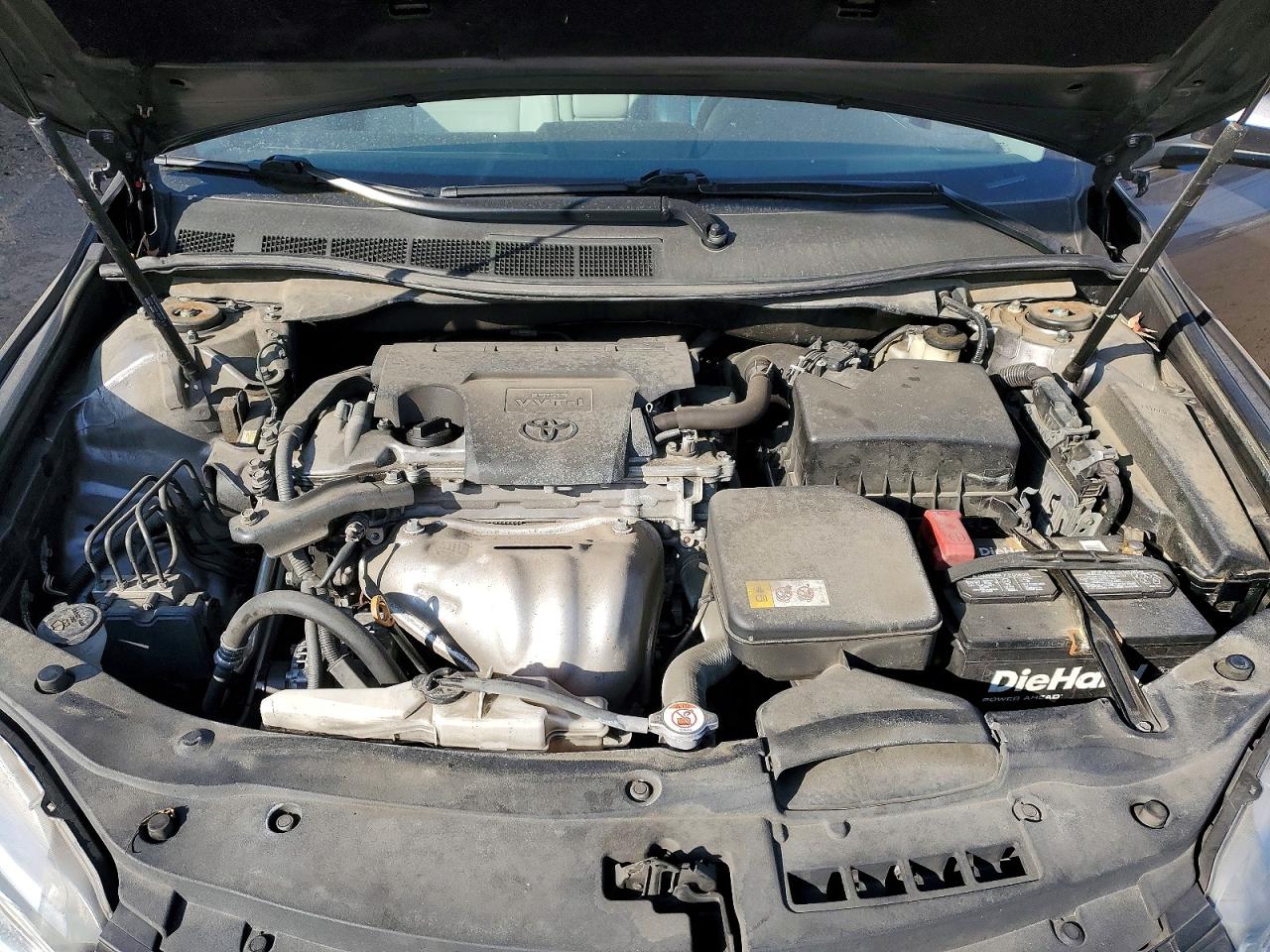 2017 TOYOTA CAMRY LE photo 11
