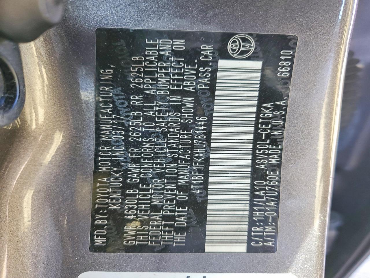 2017 TOYOTA CAMRY LE photo 12