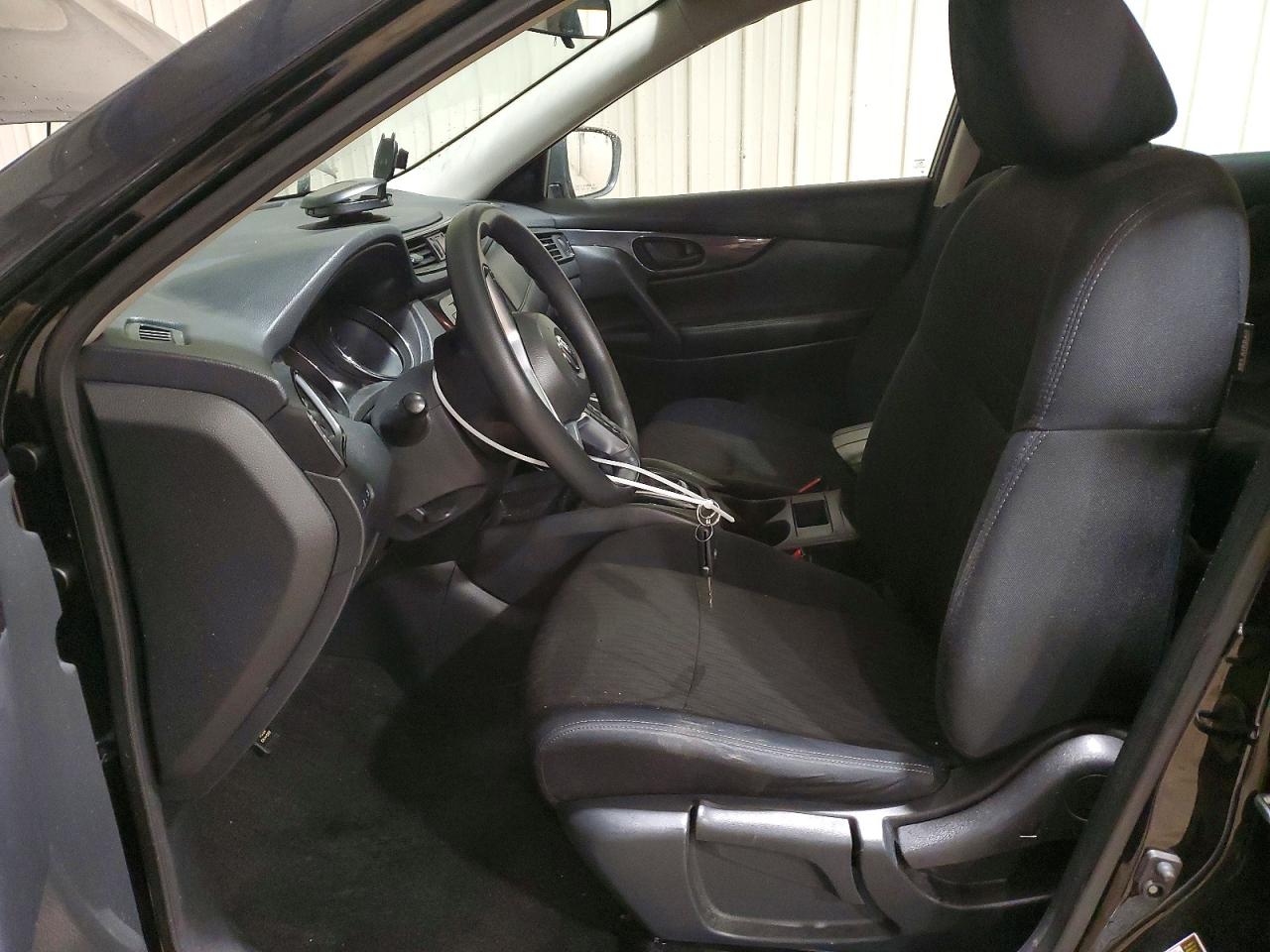2019 NISSAN ROGUE S photo 13
