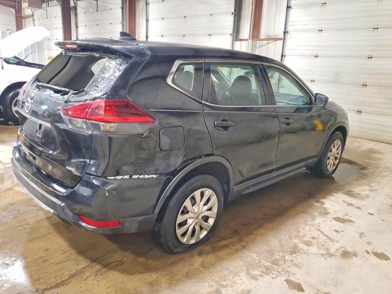 2019 NISSAN ROGUE S photo 5