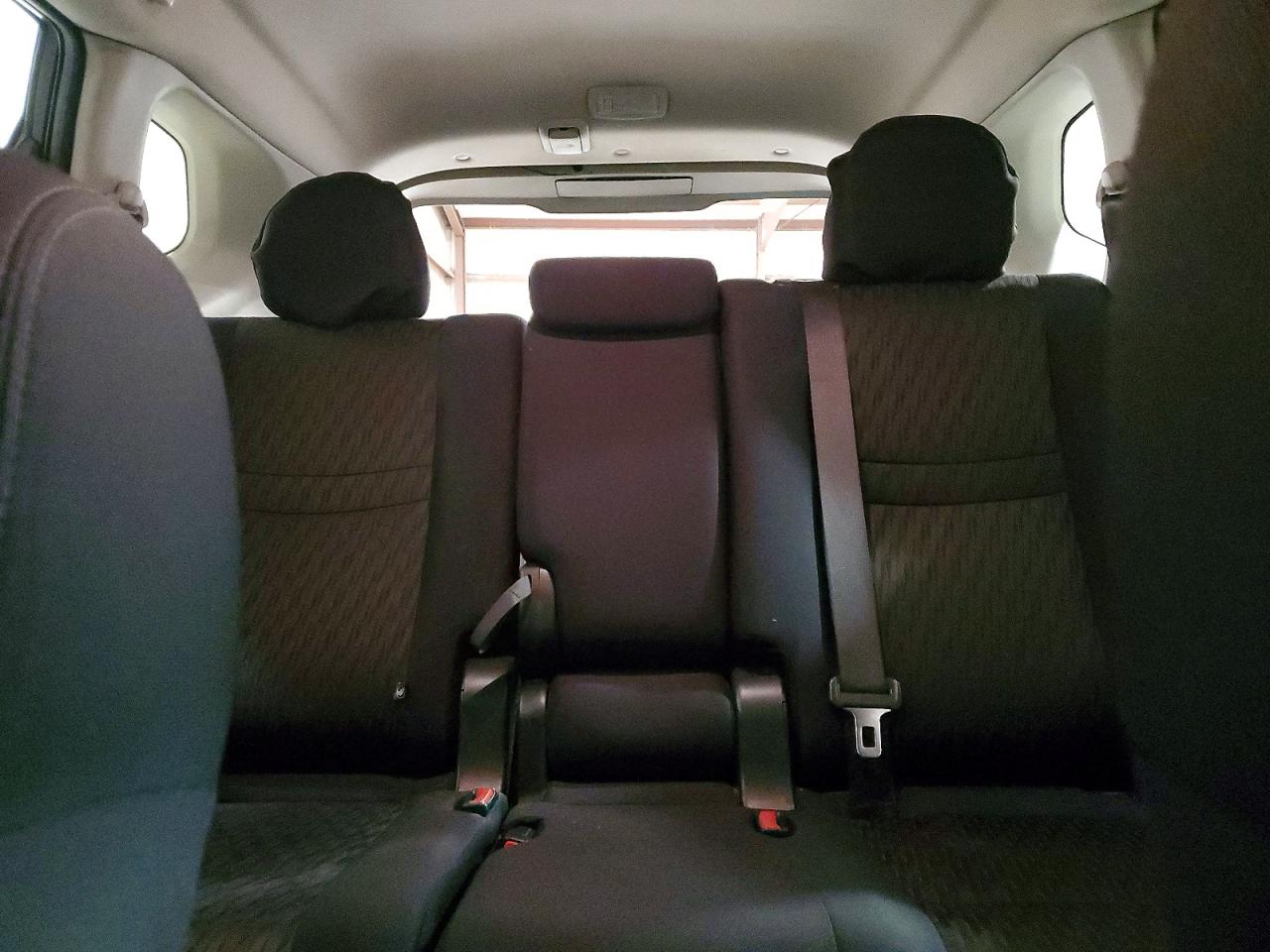 2019 NISSAN ROGUE S photo 19