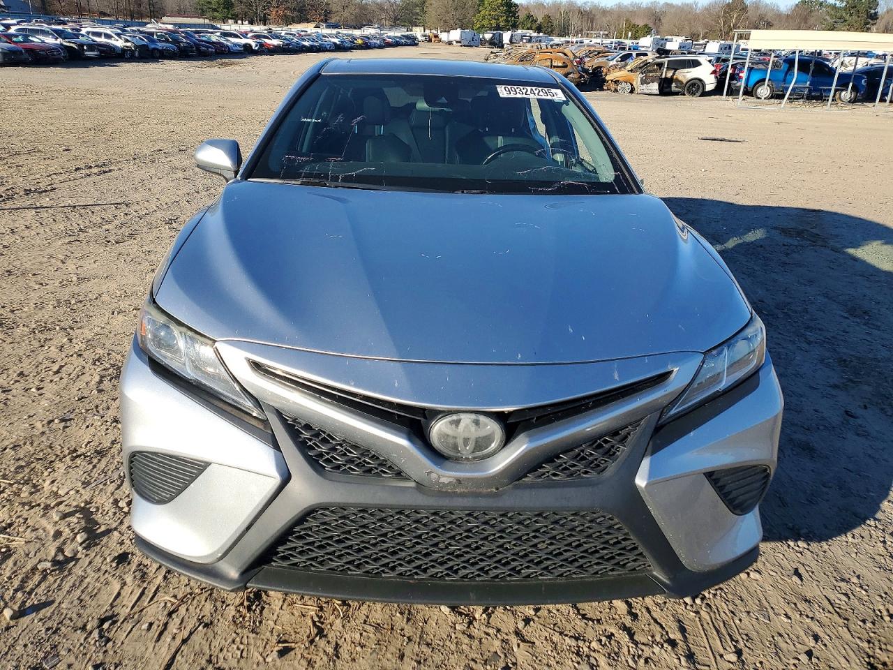 2018 TOYOTA CAMRY L photo 9