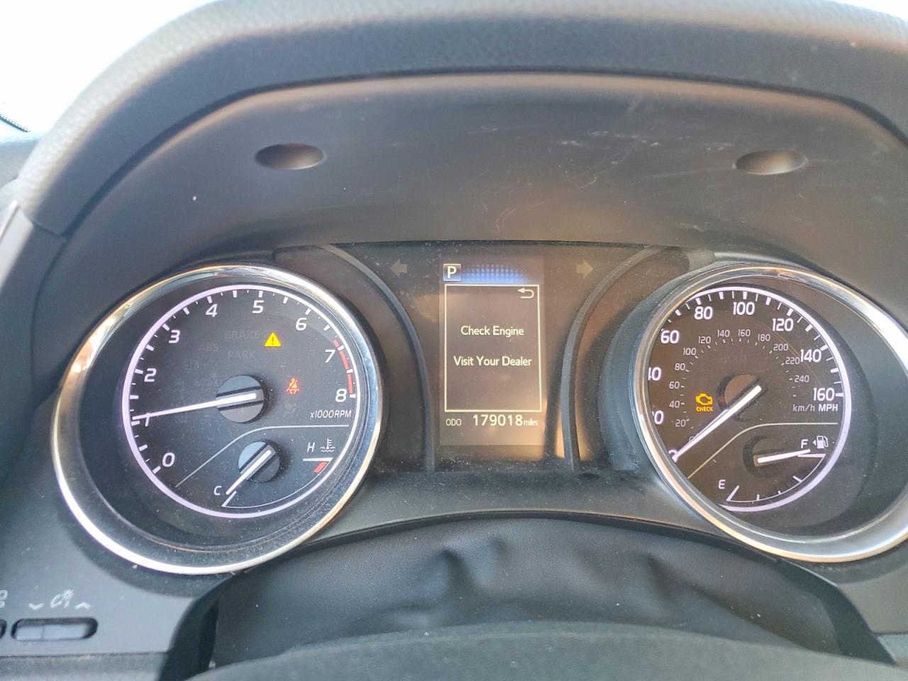 2018 TOYOTA CAMRY L photo 17