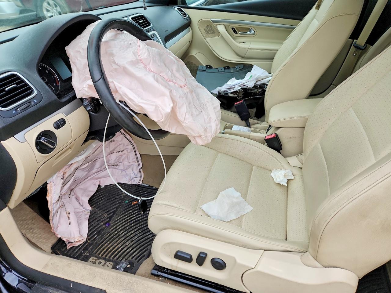 2014 VOLKSWAGEN EOS KOMFORT photo 7