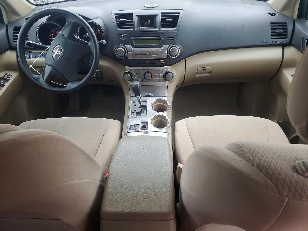 2009 TOYOTA HIGHLANDER BASE photo 8
