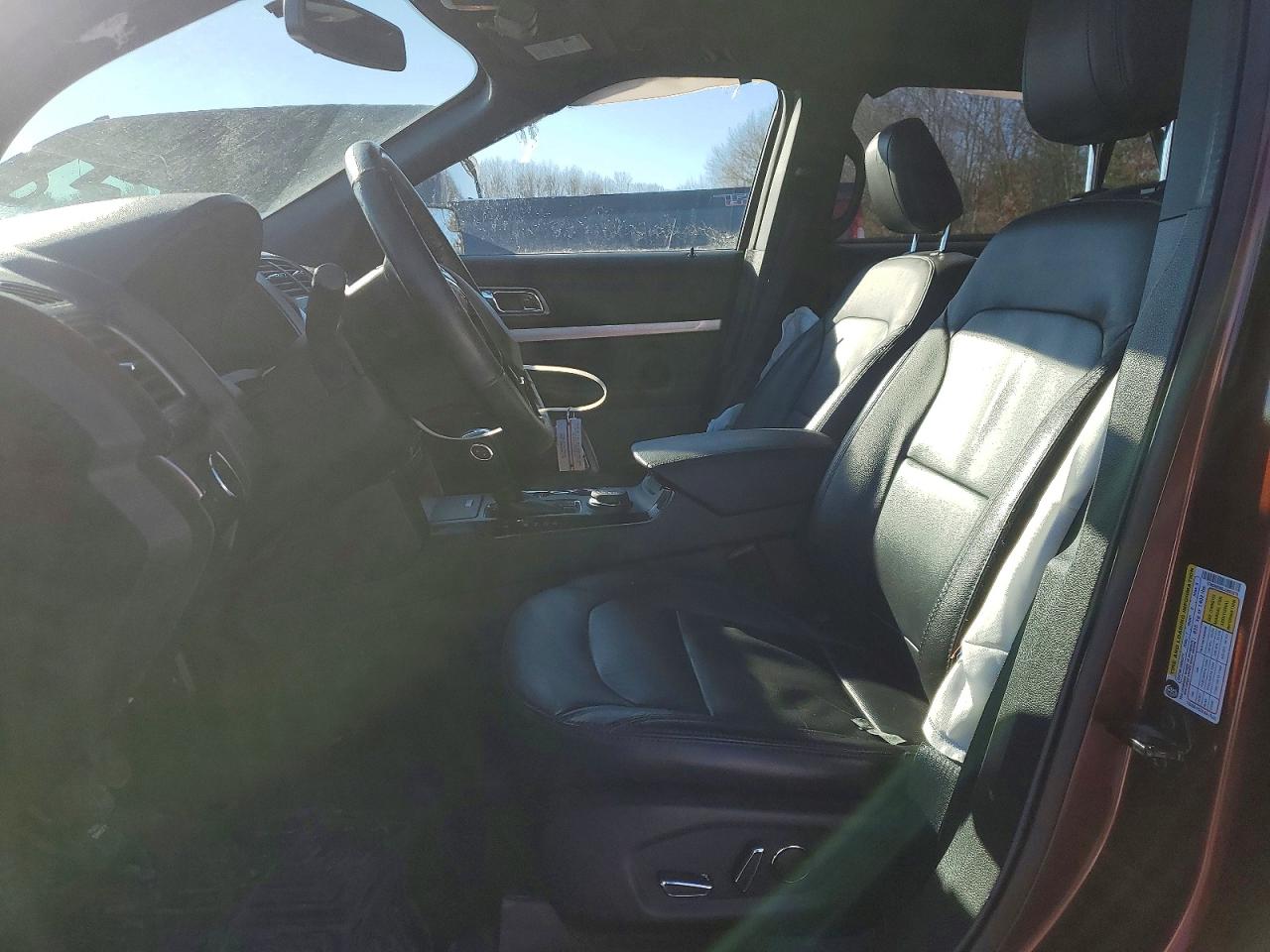 2018 FORD EXPLORER photo 7
