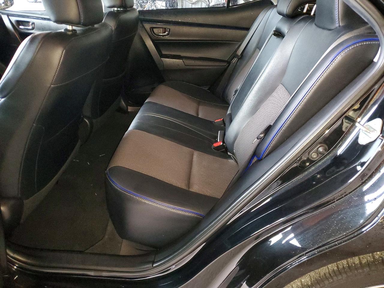 2019 TOYOTA COROLLA L photo 10