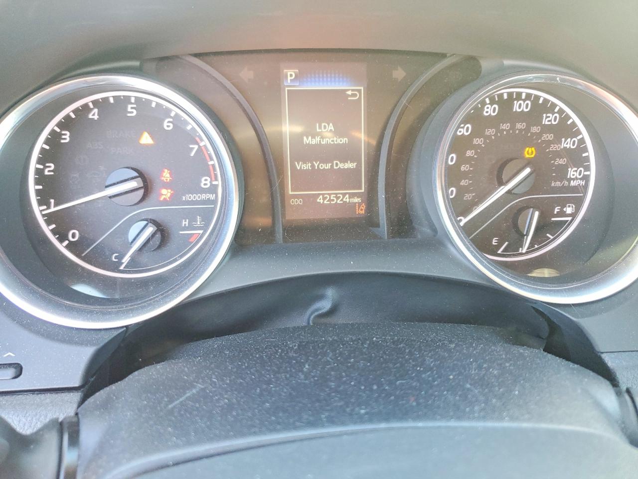 2018 TOYOTA CAMRY L photo 9