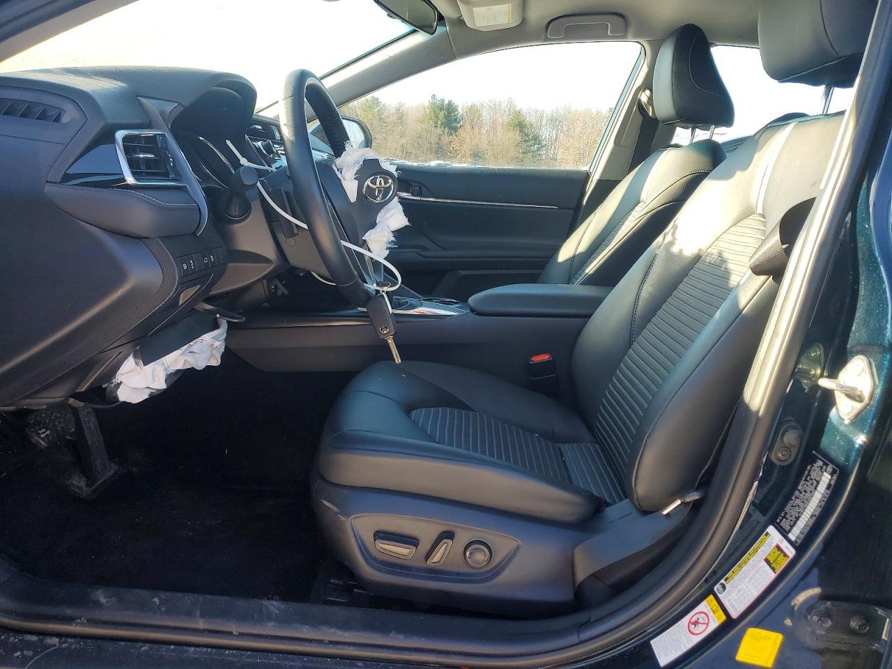 2018 TOYOTA CAMRY L photo 7