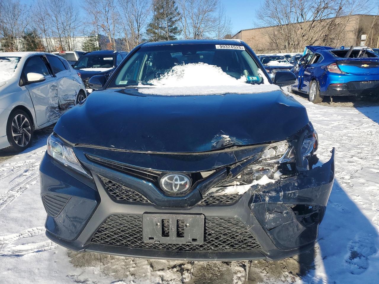 2018 TOYOTA CAMRY L photo 5