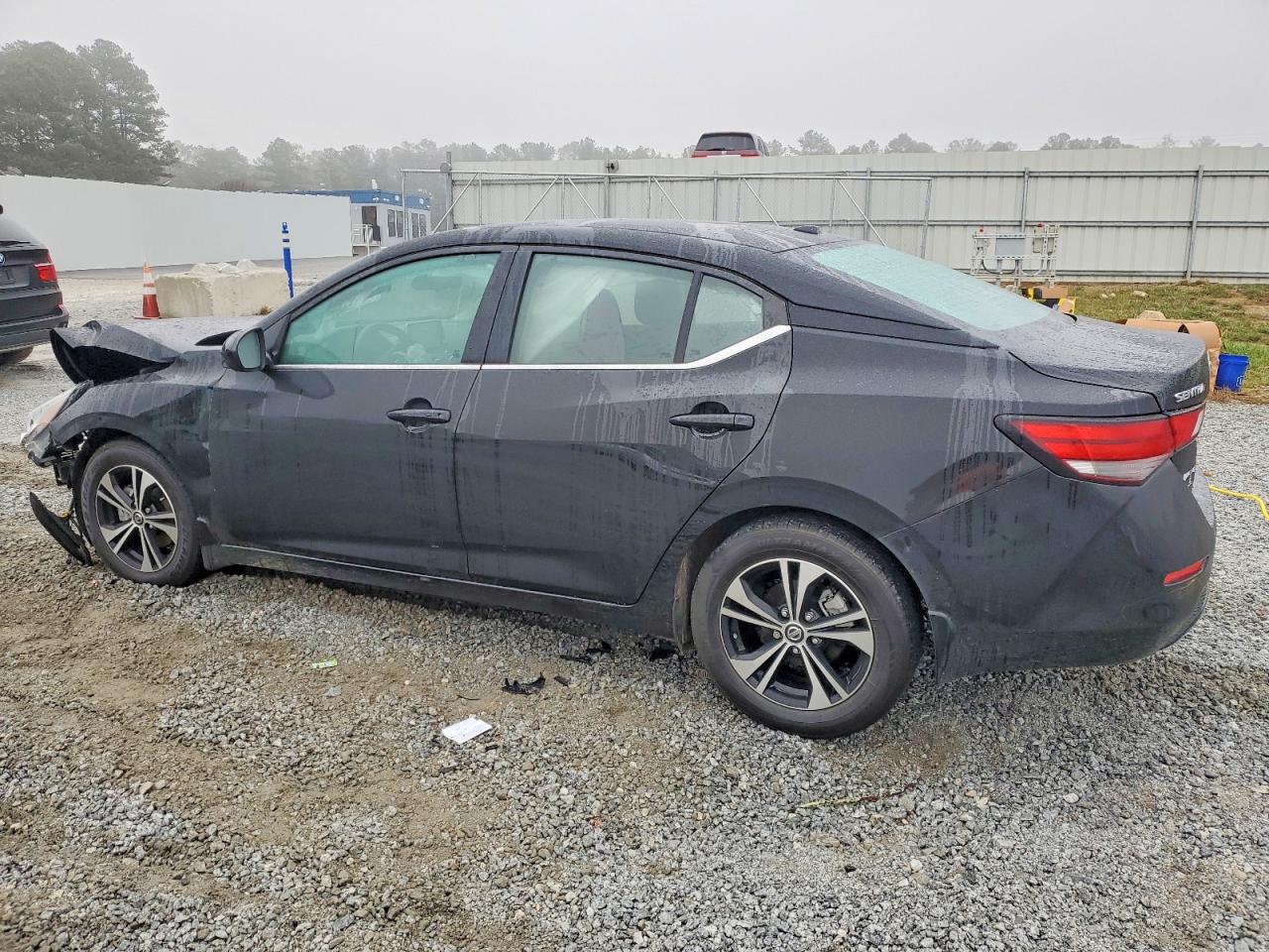2022 NISSAN SENTRA SV photo 2