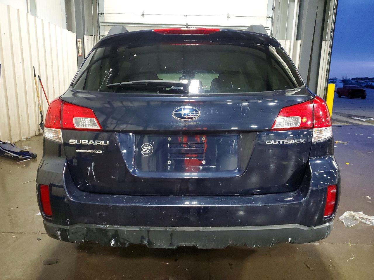2012 SUBARU OUTBACK 2.5I LIMITED photo 6