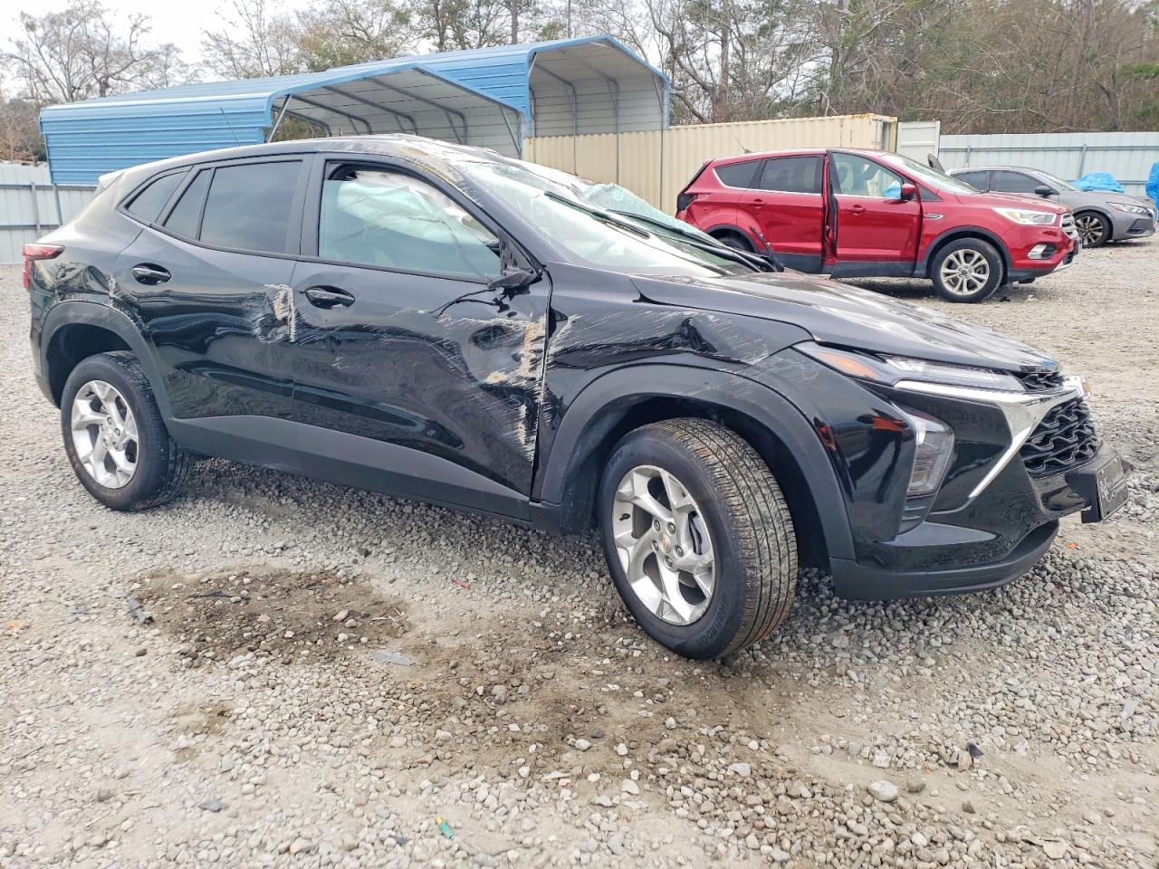2025 CHEVROLET TRAX LS photo 4