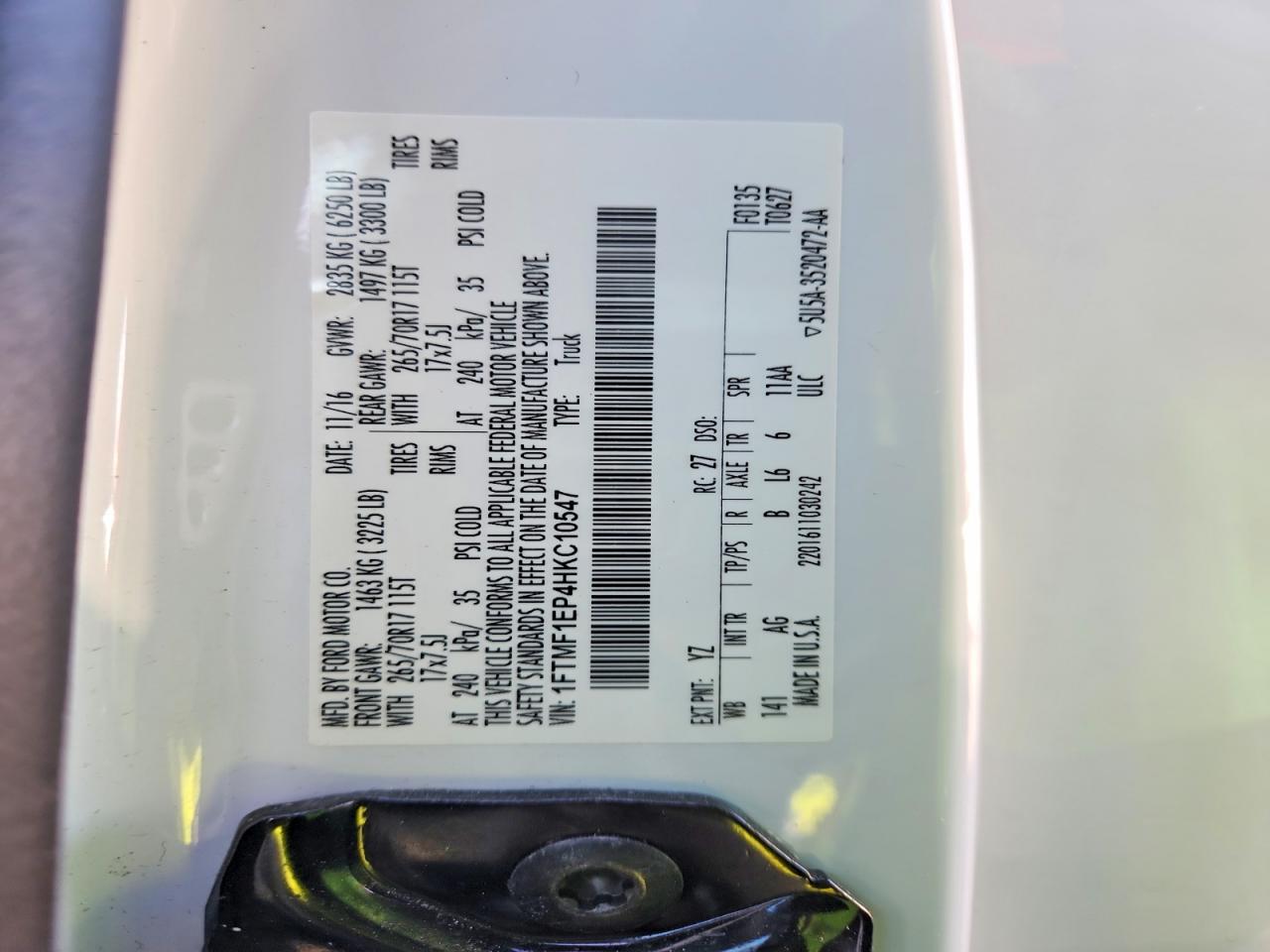 2017 FORD F150 photo 12