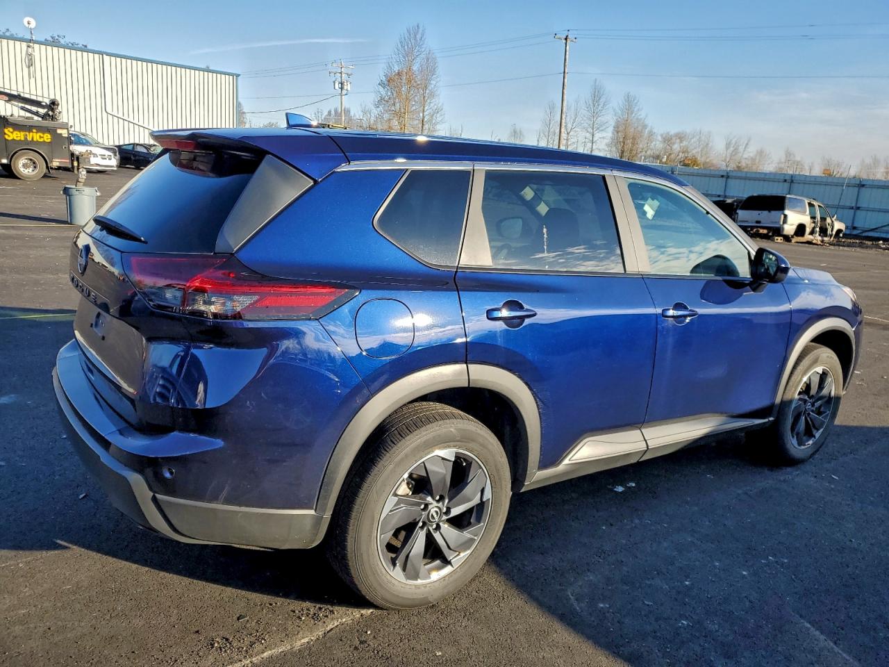 2025 NISSAN ROGUE SV photo 3
