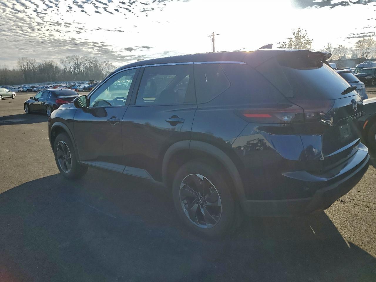 2025 NISSAN ROGUE SV photo 2