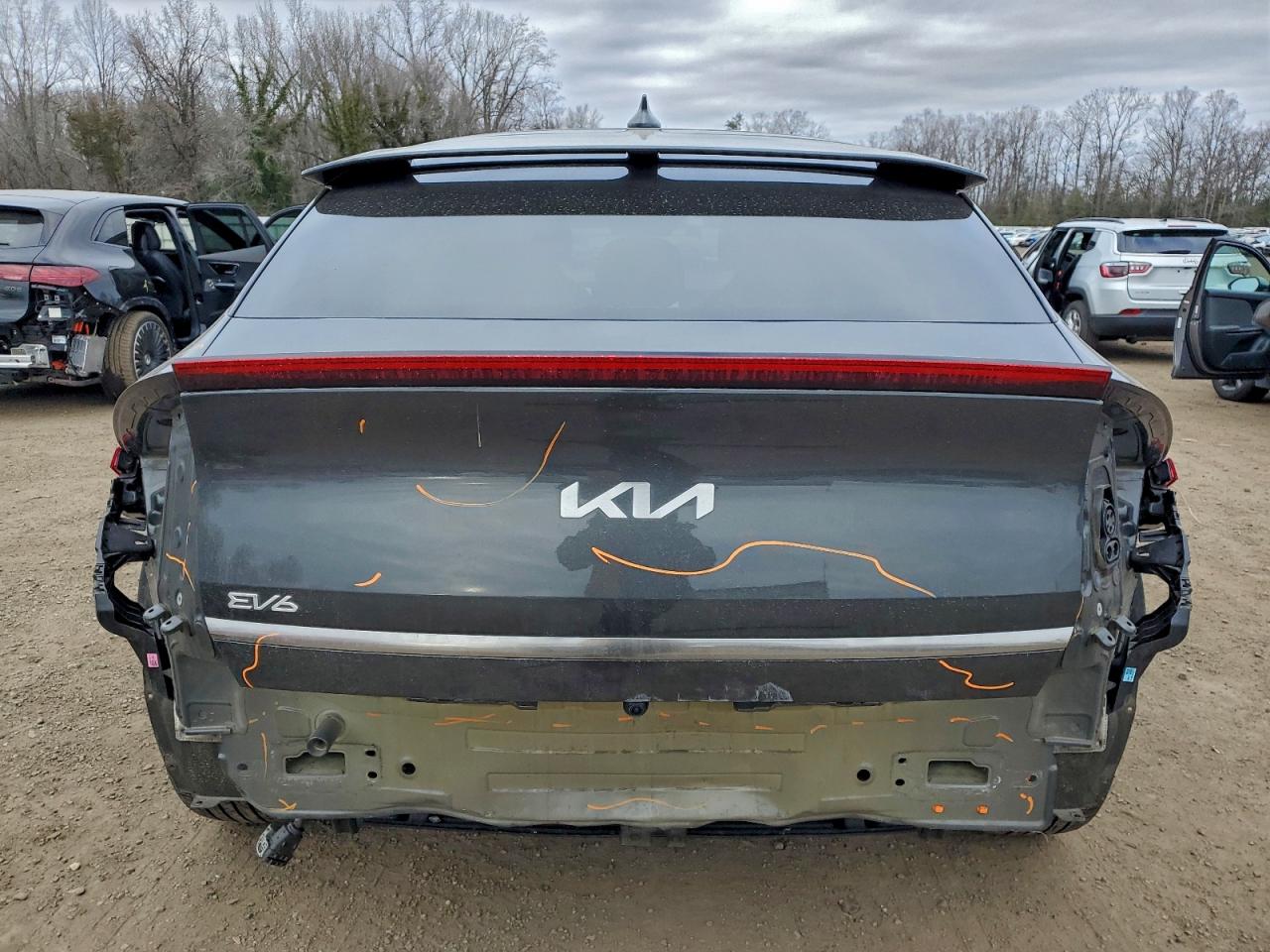 2023 KIA EV6 LIGHT photo 11