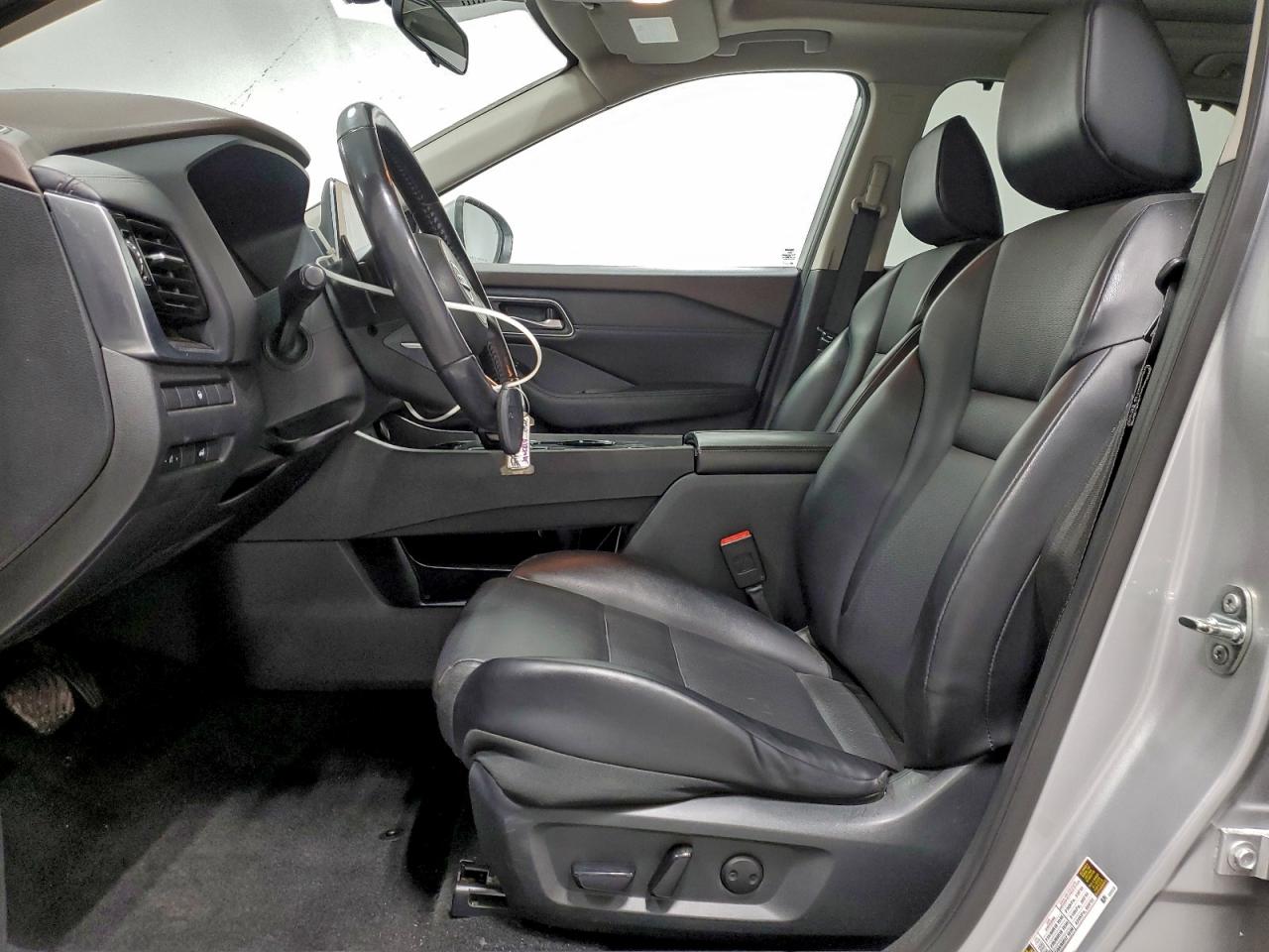 2021 NISSAN ROGUE SV photo 13