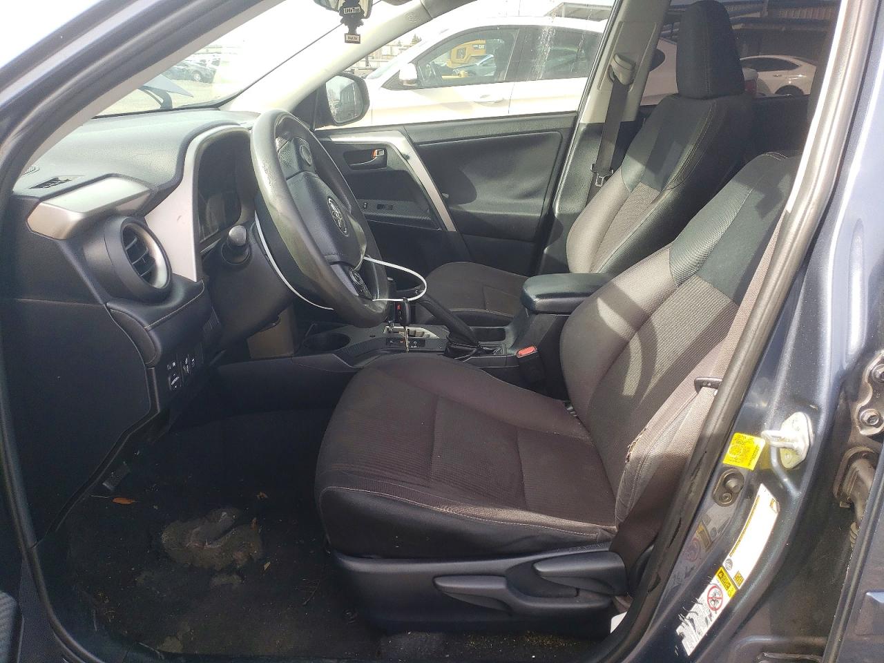 2013 TOYOTA RAV4 XLE photo 14