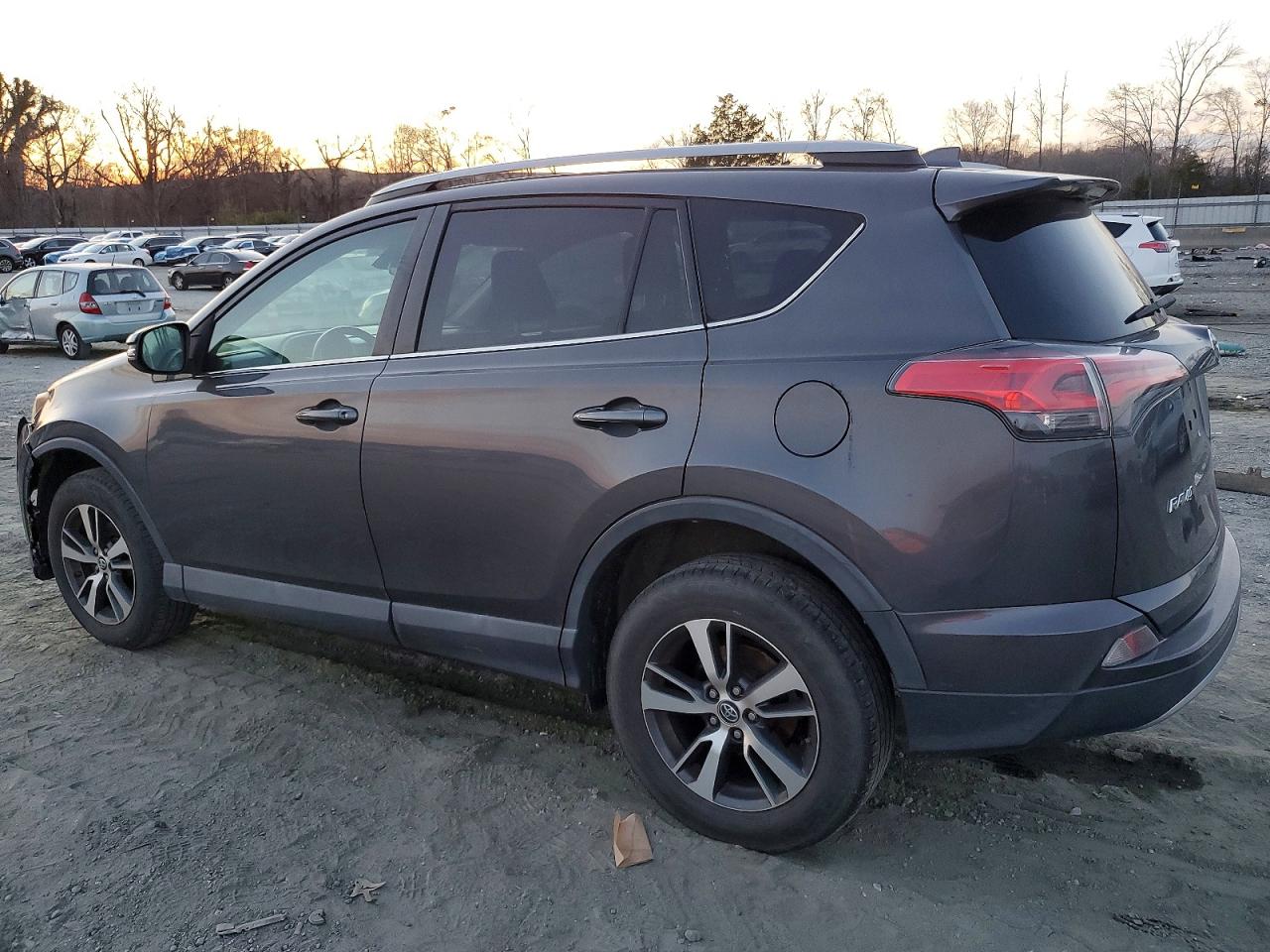 2018 TOYOTA RAV4 ADVENTURE photo 3