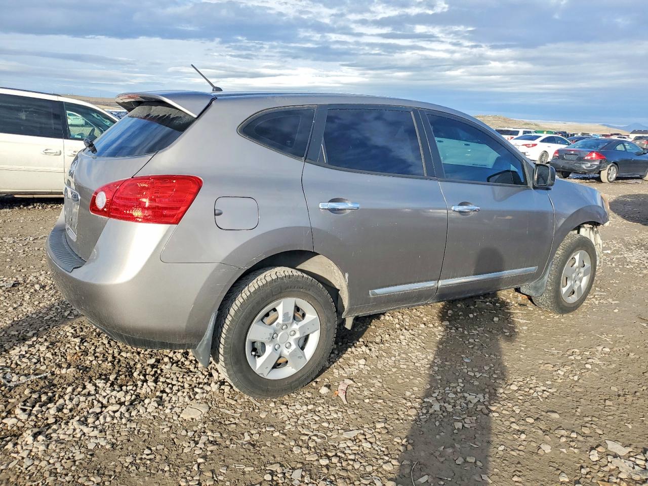 2013 NISSAN ROGUE S photo 3