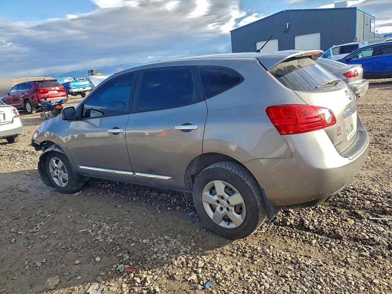 2013 NISSAN ROGUE S photo 2