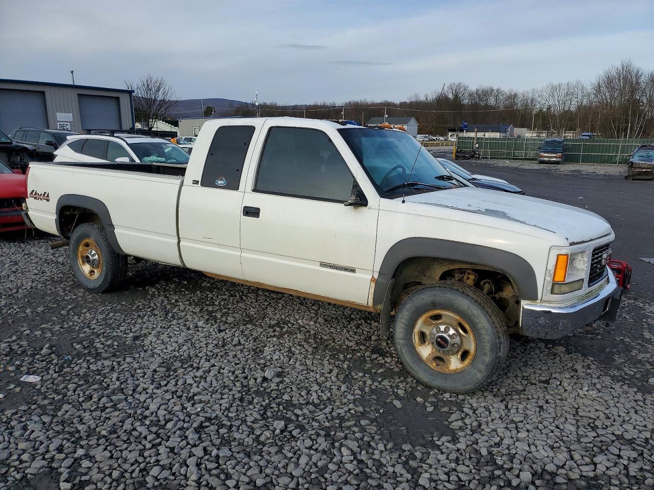 1996 GMC SIERRA K2500 photo 4
