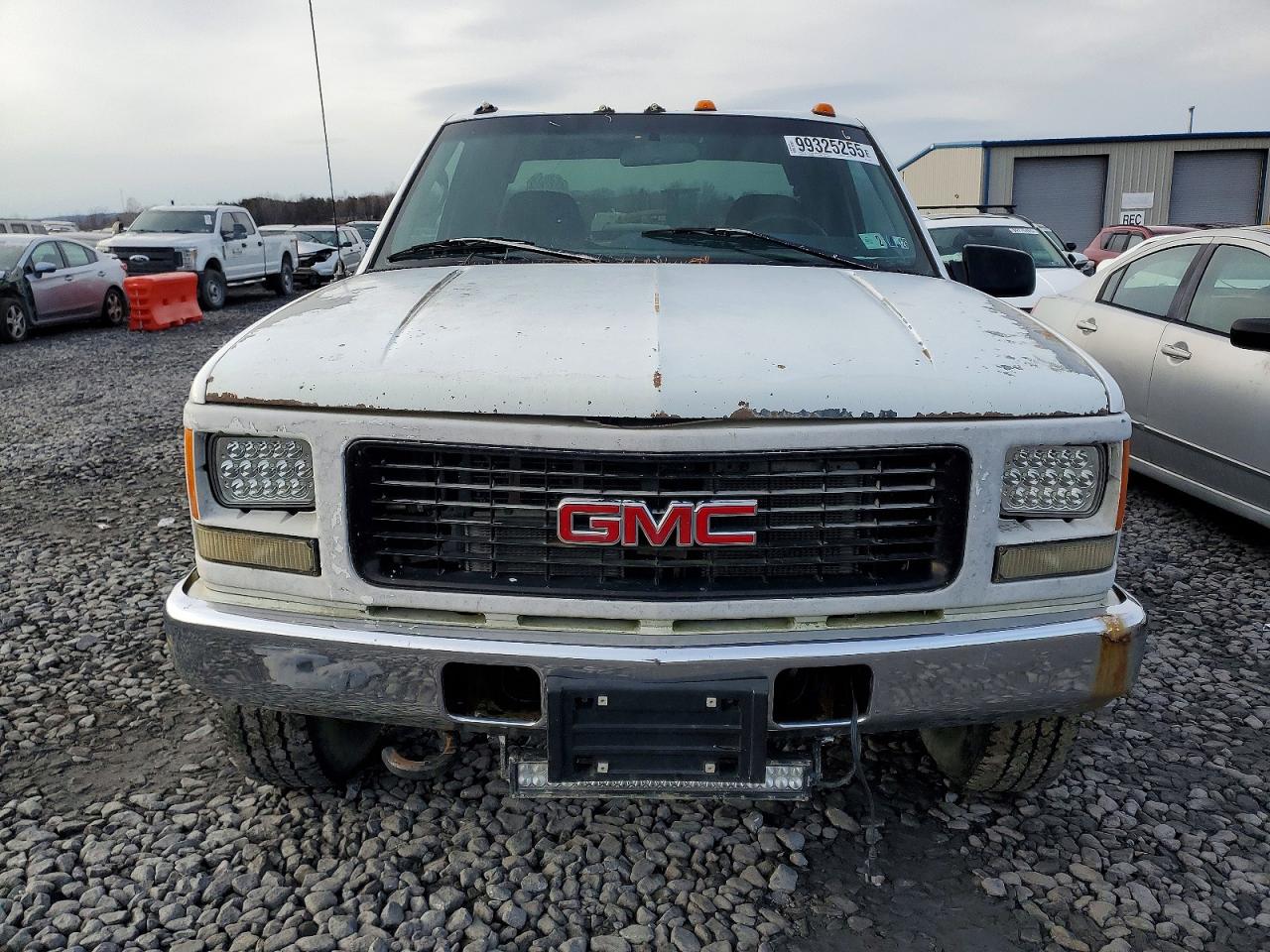 1996 GMC SIERRA K2500 photo 5
