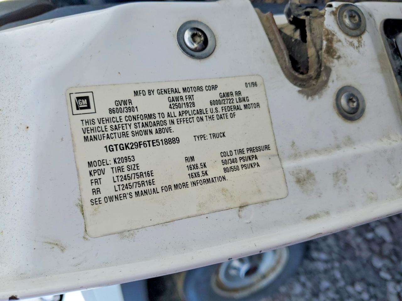 1996 GMC SIERRA K2500 photo 12