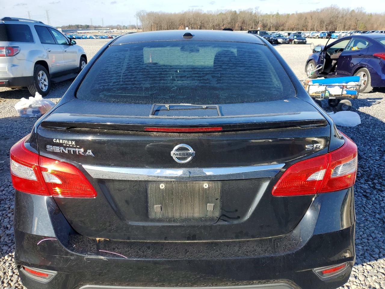 2016 NISSAN SENTRA S photo 11