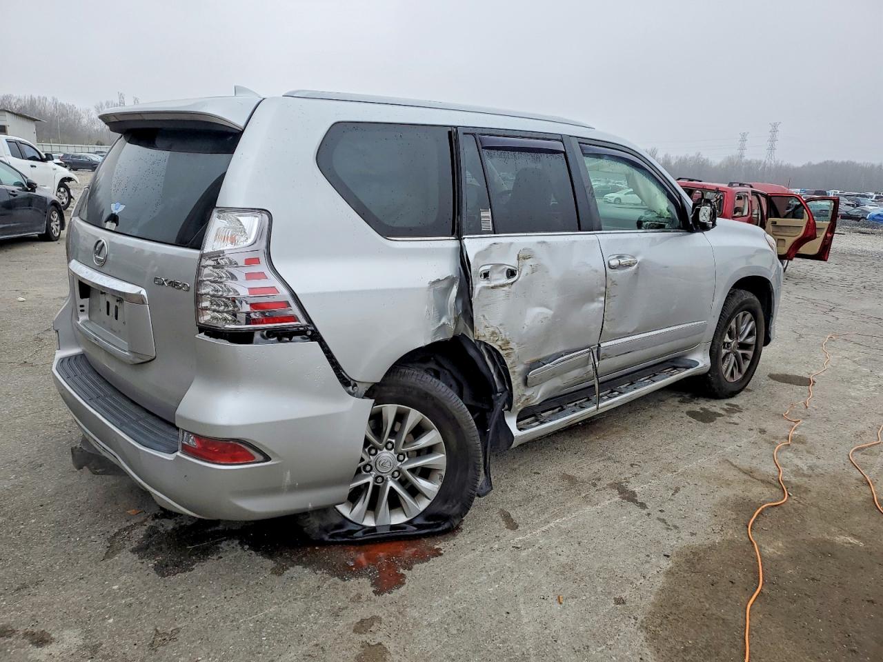 2018 LEXUS GX 460 photo 3