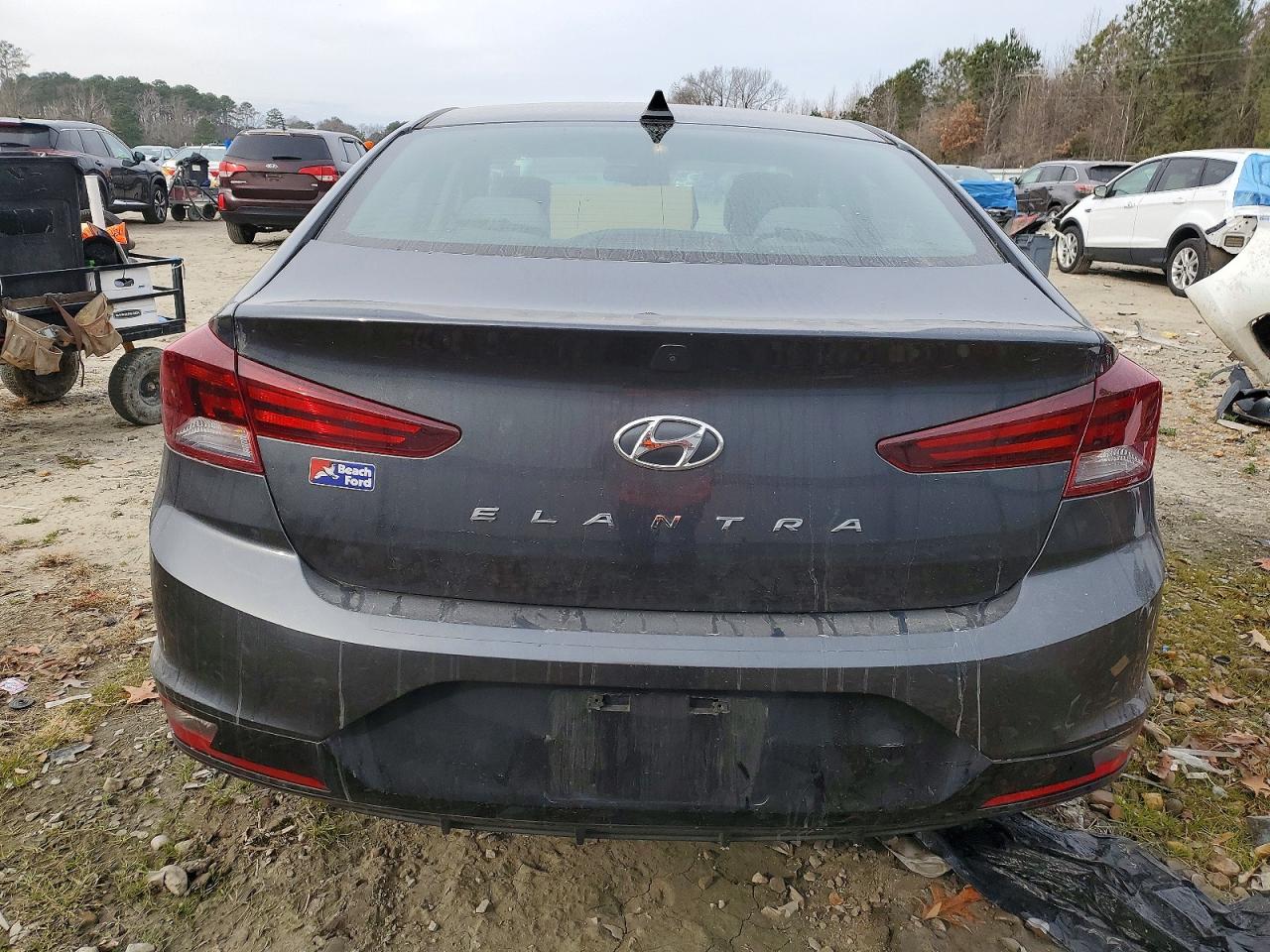 2020 HYUNDAI ELANTRA SEL photo 6