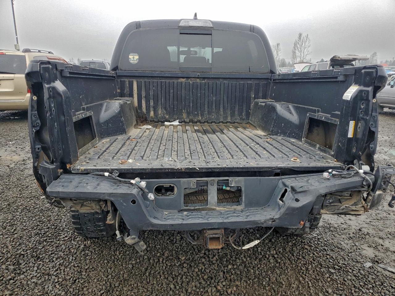 2017 TOYOTA TACOMA DOUBLE CAB photo 6