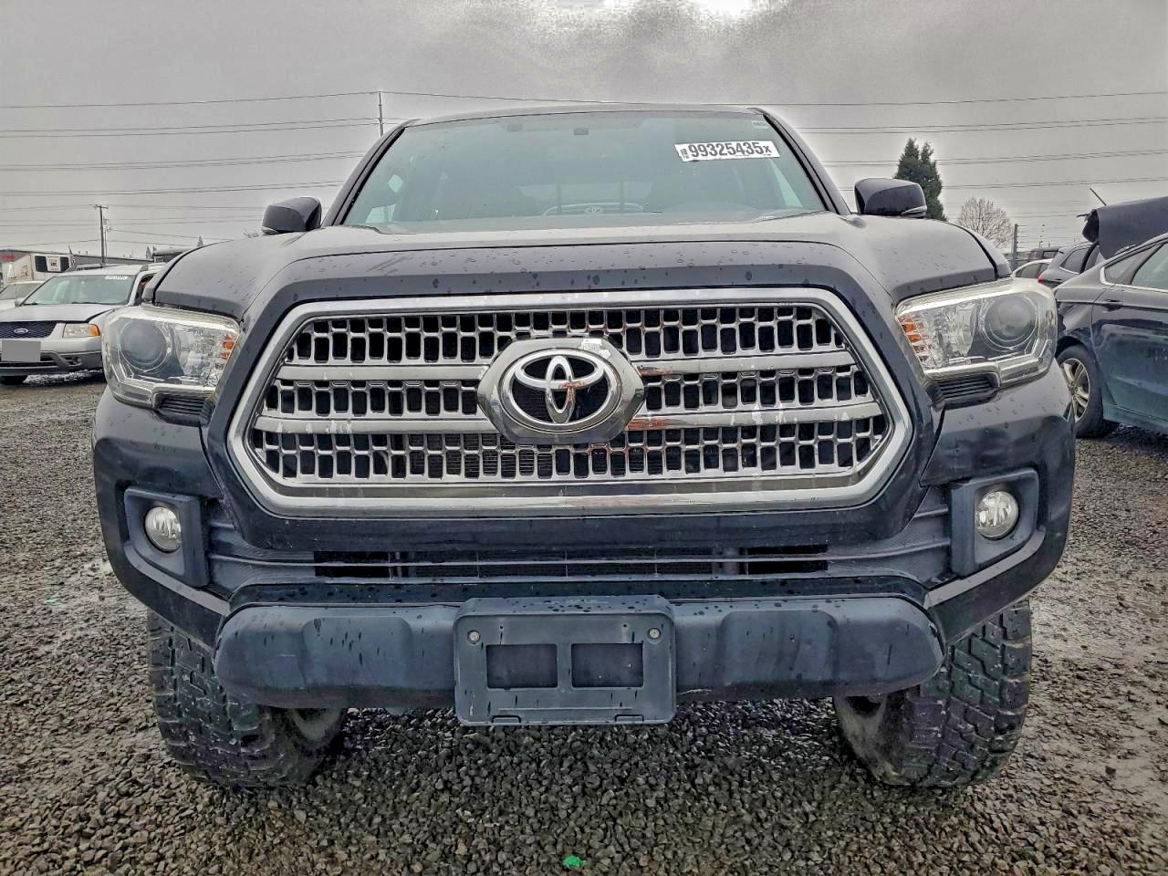 2017 TOYOTA TACOMA DOUBLE CAB photo 5