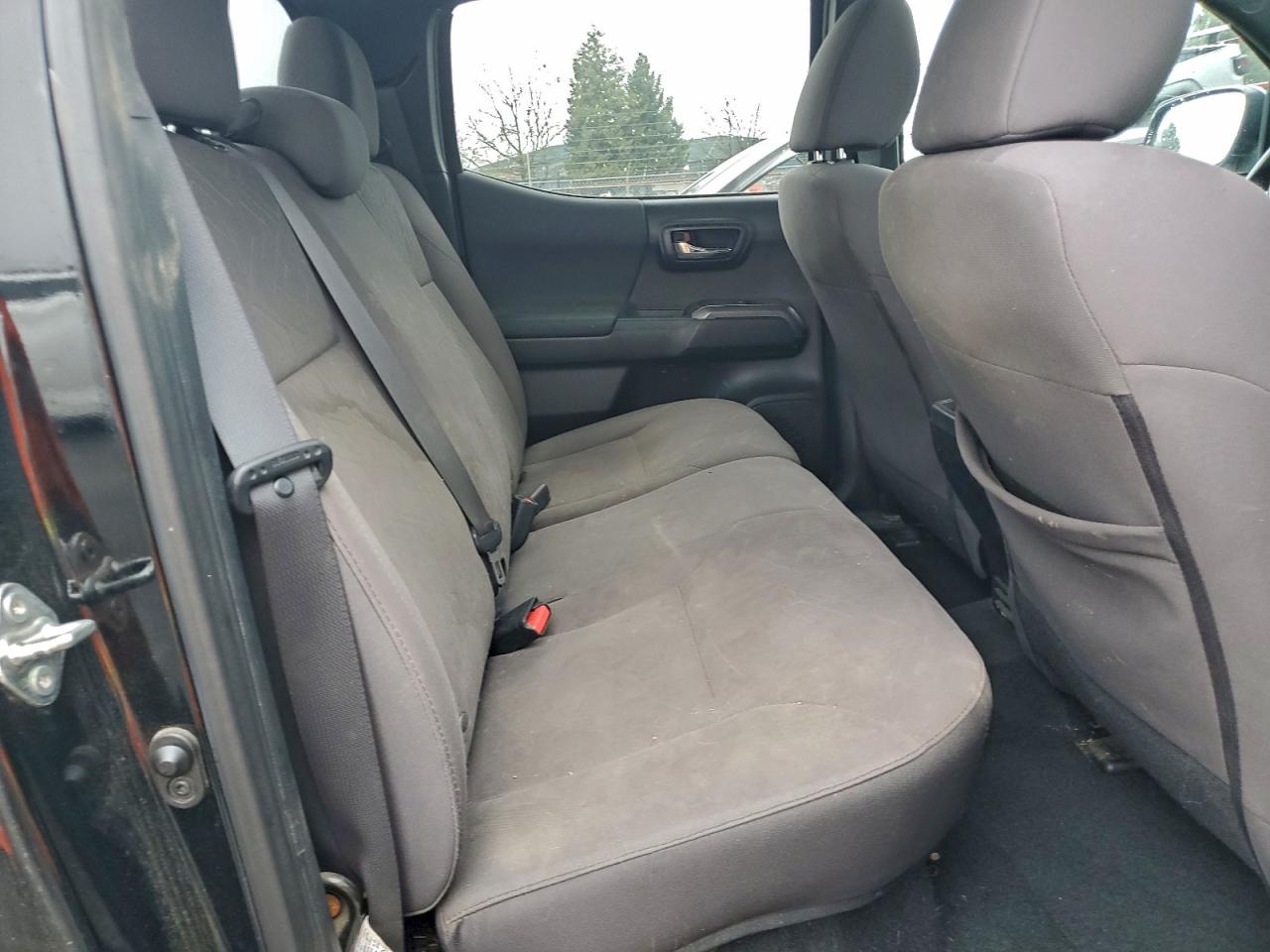 2017 TOYOTA TACOMA DOUBLE CAB photo 10